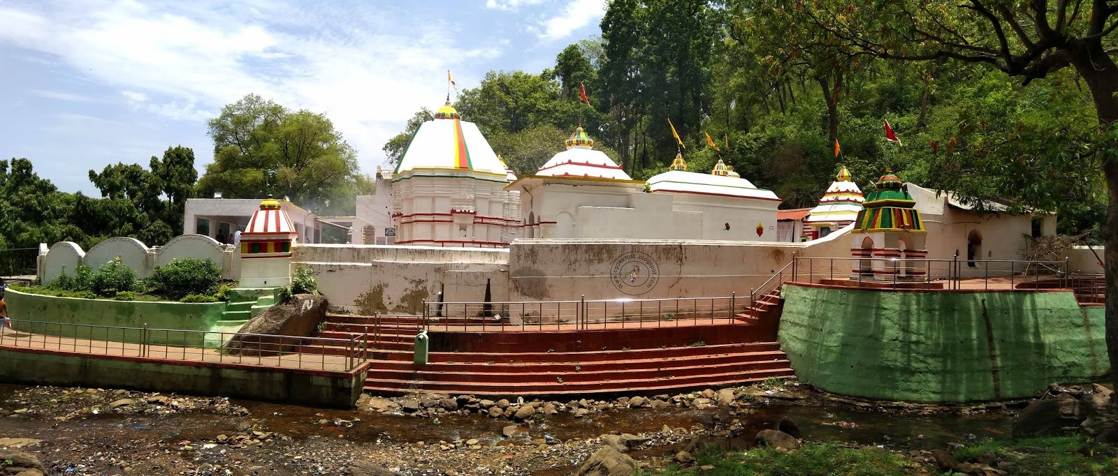 https://focusodisha.org/wp-content/uploads/2024/11/Harishankar-Mandir-Odisha.jpg